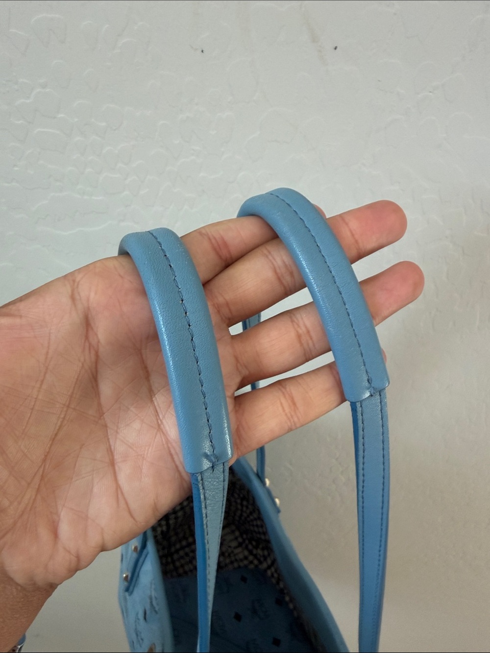 MCM Visetos Shopper Tote with Pouch Denim Blue - Picture 4 of 8